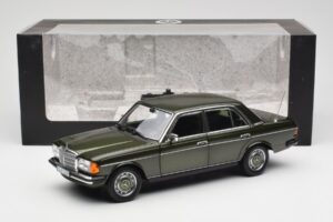 Mercedes 200 W123 Cypress Grön Metallic Återförsäljarupplaga Norev 1:18 B66040654 Metall — bild 8 av 8