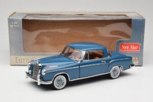 Mercedes 220 SE W128 Blå Sun Star 1:18 3561 Metall — bild 8 av 8