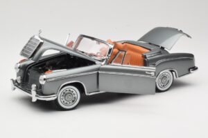 Mercedes 220 SE W128 Cabriolet Grey Metallic Sun Star 1:18 3352-M1 Metall — bild 2 av 8