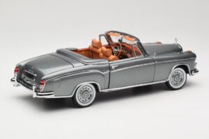 Mercedes 220 SE W128 Cabriolet Grey Metallic Sun Star 1:18 3352-M1 Metall — bild 3 av 8