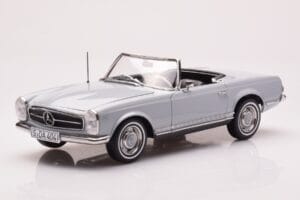 Mercedes 230 SL W113 Pagoda Grå Norev 1:18 183990 Metall