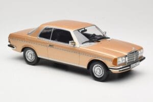 Mercedes 280 CE C123 Guld Norev 1:18 183587 Metall — bild 4 av 6