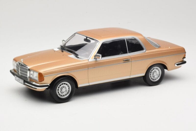 Mercedes 280 CE C123 Guld Norev 1:18 183587 Metall