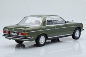 Mercedes 280 CE W123 Coupe Grön Norev 1:18 183704 Metall — bild 2 av 6