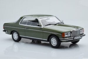 Mercedes 280 CE W123 Coupe Grön Norev 1:18 183704 Metall — bild 4 av 6
