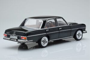 Mercedes 280 SE W108 Grön Norev 1:18 183935 Metall — bild 3 av 8