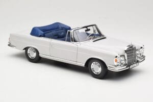 Mercedes 280 SE W111 Cabriolet Ljusgrå Norev 1:18 183530 Metall — bild 6 av 8
