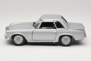 Mercedes 280 SL W113 Berlina Silver Techno Giodi 1:18 F14051030 Metall — bild 4 av 8