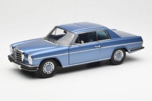 Mercedes 280C/8 W114 Coupe Blå Metallic AUTOart 1:18 76187 Metall