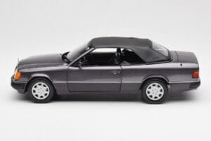 Mercedes 300 CE-24 W124 Cabriolet Lila Metallic Norev 1:18 183567 Metall — bild 5 av 10