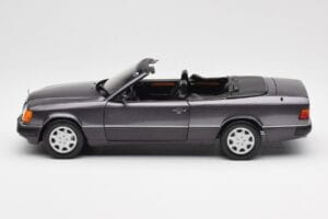 Mercedes 300 CE-24 W124 Cabriolet Lila Metallic Norev 1:18 183567 Metall — bild 6 av 10