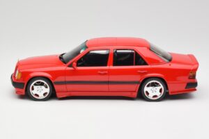 Mercedes 300E W124 6.0 AMG Signal Röd Otto 1:18 OT1104 Resin — bild 3 av 6