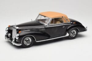 Mercedes 300 SC W188 Cabriolet Softtop Svart KK-Scale 1:18 KKDC180943 Metall