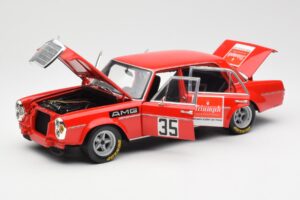 Mercedes 300 SEL 6.8 #35 H. Kelleners Hockenheim 1973 Minichamps 1:18 100713435 Metall — bild 2 av 8