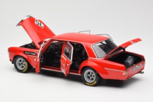 Mercedes 300 SEL 6.8 #35 H. Kelleners Hockenheim 1973 Minichamps 1:18 100713435 Metall — bild 5 av 8