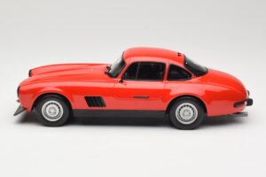 Mercedes 300 SL AMG Röd Otto 1:18 OT311 Resin — bild 3 av 6