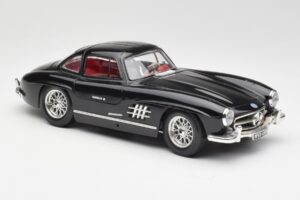 Mercedes 300 SL W198 Svart Bburago 1:18 35791 Metall — bild 6 av 8