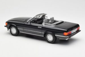 Mercedes 300 SL R107 Svart Pearl Återförsäljarupplaga Norev 1:18 B66040678 Metall — bild 9 av 10