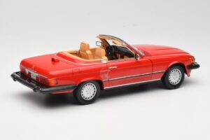 Mercedes 300 SL R107 Röd Norev 1:18 B66040623 Metall — bild 3 av 8