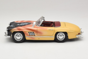 Mercedes 300 SL Roadster Rosemarie Muster Begränsad Upplaga 18/27 Bburago 1:18 3023-M1 Metall — bild 4 av 8