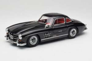 Mercedes 300 SL W198 Svart Minichamps 1:18 180039004 Metall