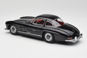 Mercedes 300 SL W198 Svart Minichamps 1:18 180039004 Metall — bild 7 av 8