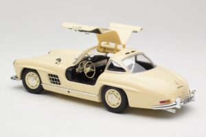 Mercedes 300 SL W198 Kräm Minichamps 1:18 110037212 Metall — bild 5 av 8