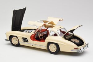 Mercedes 300 SL W198 Grädde Med Rött Interiör Minichamps 1:18 180039002 Metall — bild 5 av 8