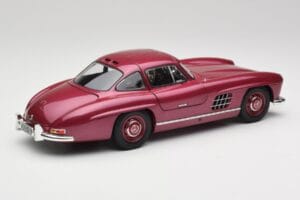 Mercedes 300 SL W198 Eldröd Minichamps 1:18 180039008 Metall — bild 3 av 8