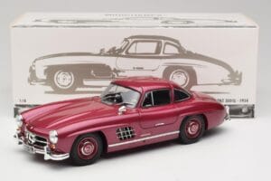 Mercedes 300 SL W198 Eldröd Minichamps 1:18 180039008 Metall — bild 8 av 8