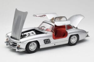 Mercedes 300 SL W198 Gullwing Silver Minichamps 1:18 180039000 Metall — bild 2 av 8
