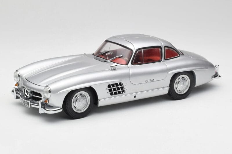 Mercedes 300 SL W198 Gullwing Silver Minichamps 1:18 180039000 Metall