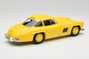 Mercedes 300 SL W198 Ljusgul Minichamps 1:18 180039009 Metall — bild 3 av 8