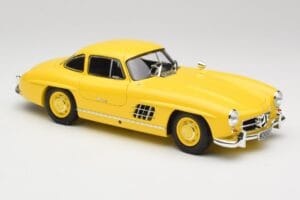 Mercedes 300 SL W198 Ljusgul Minichamps 1:18 180039009 Metall — bild 6 av 8
