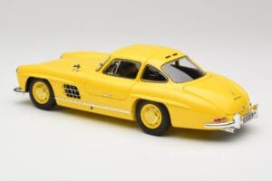 Mercedes 300 SL W198 Ljusgul Minichamps 1:18 180039009 Metall — bild 7 av 8