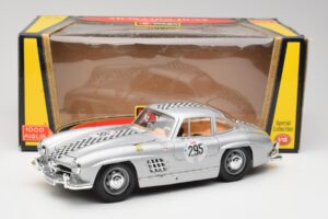 Mercedes 300 SL W198 #295 1954 Bburago 1:18 32813 Metall — bild 8 av 8