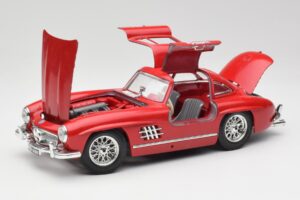 Mercedes 300 SL W198 Red Metallic Bburago 1:18 3013-M1 Metall — bild 2 av 8