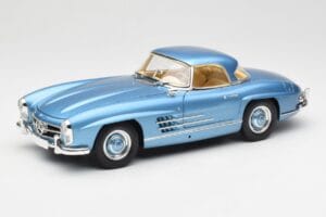 Mercedes 300 SL W198 Roadster Hardtop Light Blue Metallic Minichamps 1:18 180039042 Metall — bild 3 av 9