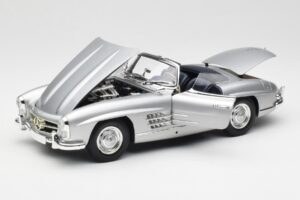 Mercedes 300 SL W198 Roadster Silver Metallic Minichamps 1:18 180039030 Metall — bild 2 av 8