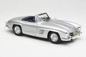 Mercedes 300 SL W198 Roadster Silver Metallic Minichamps 1:18 180039030 Metall — bild 6 av 8