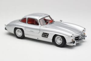 Mercedes 300 SL W198 Gullwing Silver Metallic Minichamps 1:18 B66040379 Metall — bild 6 av 8