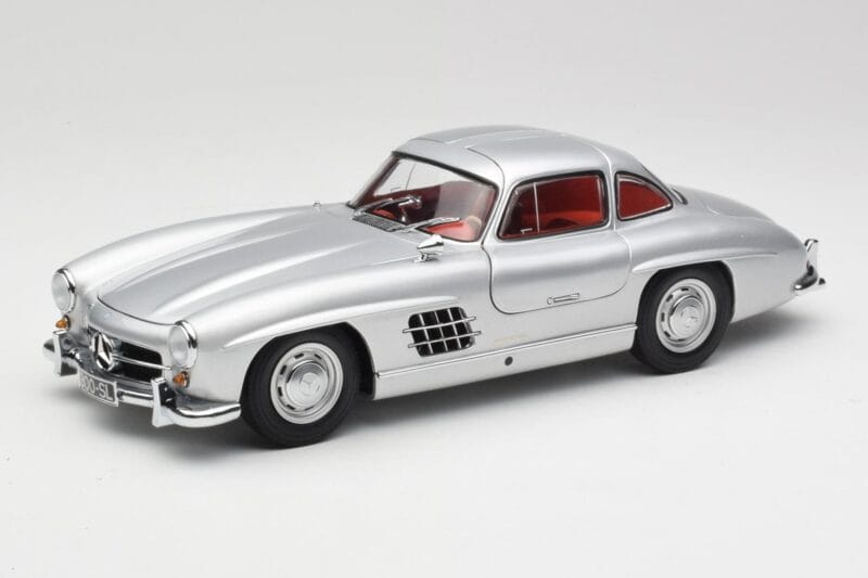Mercedes 300 SL W198 Gullwing Silver Metallic Minichamps 1:18 B66040379 Metall