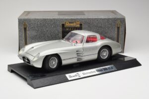 Mercedes 300 SLR Silver Revell 1:12 08851 Metall — bild 8 av 8