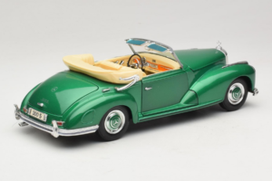 Mercedes 300S Cabriolet Green Metallic Maisto 1:18 52116 Metall — bild 3 av 7