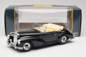 Mercedes 300SC W188 Obsidian Svart Maisto 1:18 806B Metall — bild 8 av 8