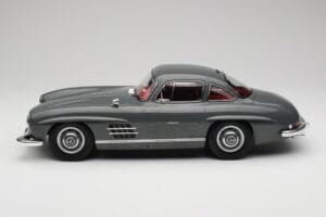 Mercedes 300SL W198 Gullwing Graphite Grey Norev 1:12 123852 Metall — bild 3 av 6