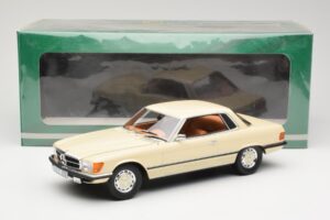 Mercedes 350 SLC C107 Vit Cult Models 1:18 CML049-1 Metall — bild 6 av 6