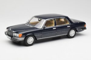 Mercedes 450 SEL 6.9 W116 Mörkblå Revell 1:18 8956 Metall