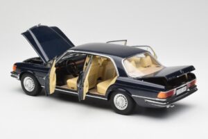 Mercedes 450 SEL 6.9 W116 Mörkblå Revell 1:18 8956 Metall — bild 5 av 8