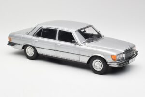 Mercedes 450 SEL 6.9 W116 Silver Revell 1:18 8955 Metall — bild 6 av 8